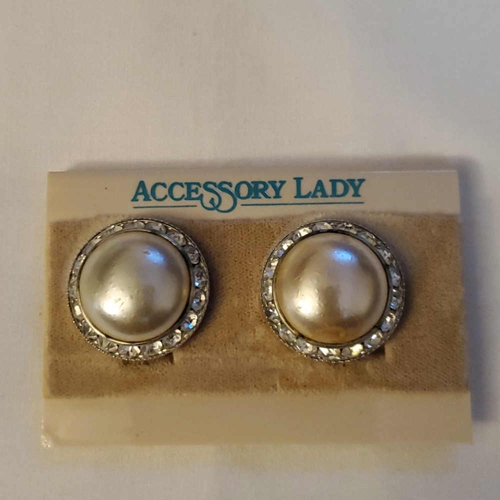 Peal and Rhinestone Clip Earrings